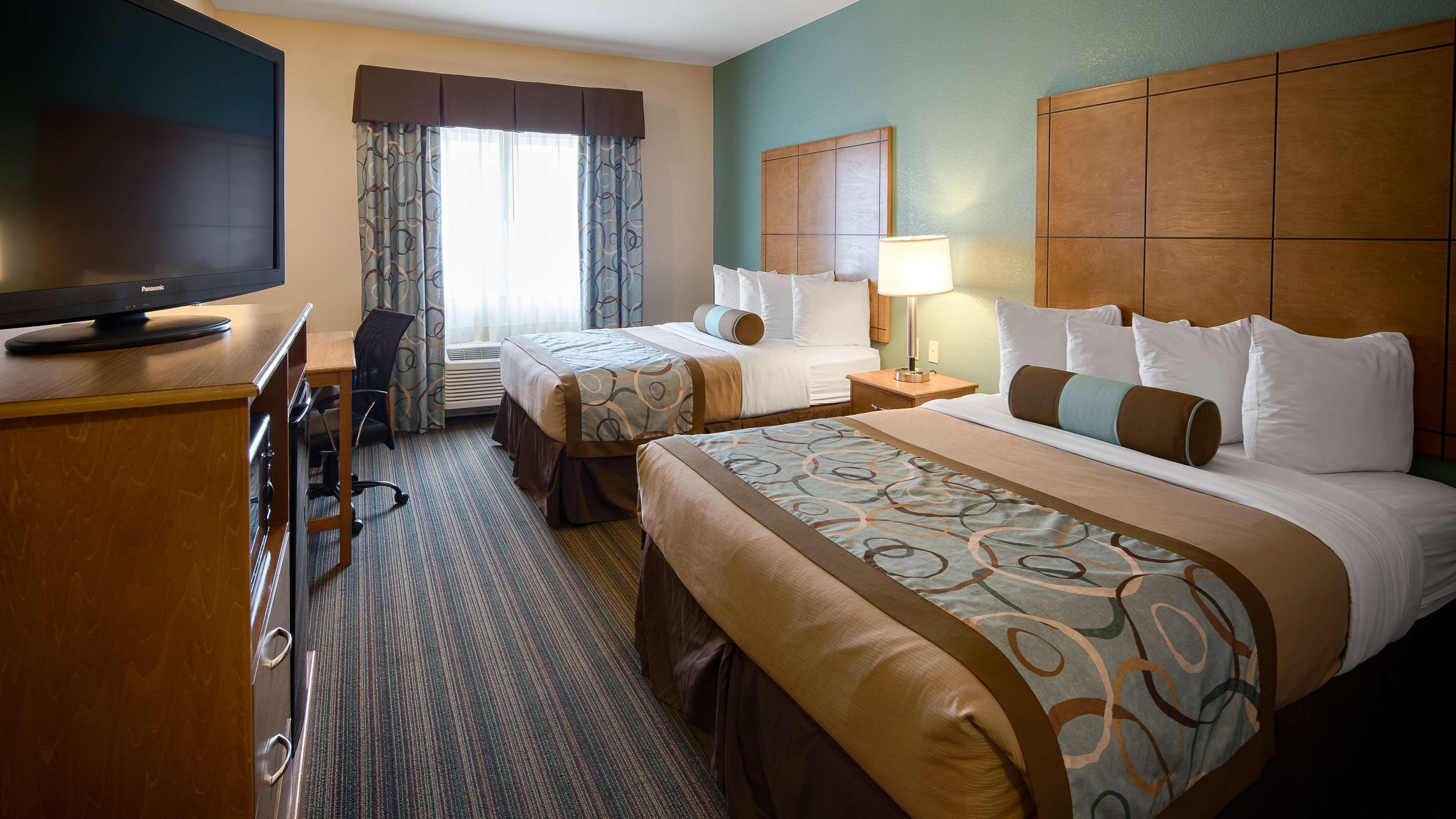 ベストウェスタン プラス セミノール ホテル アンド スイーツ Seminole エクステリア 写真
